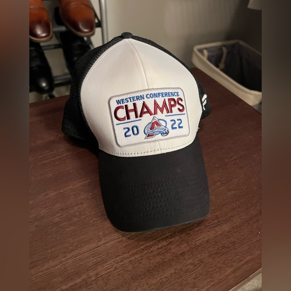 NWOT Colorado Avalanche 2022 Western Conference Champs Snapback Hat